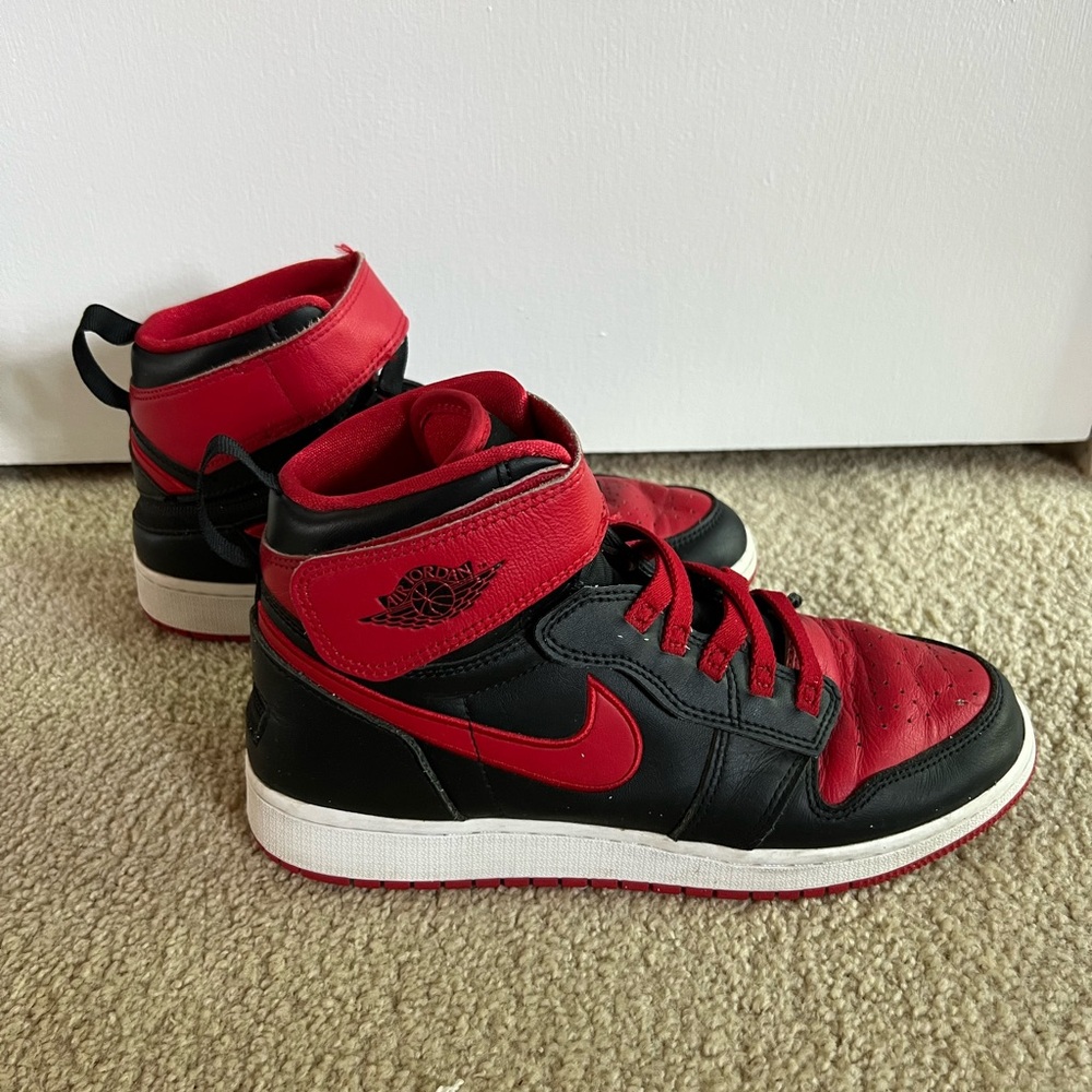 Jordan 1 Mid Nike Kids Red and Black Sneakers